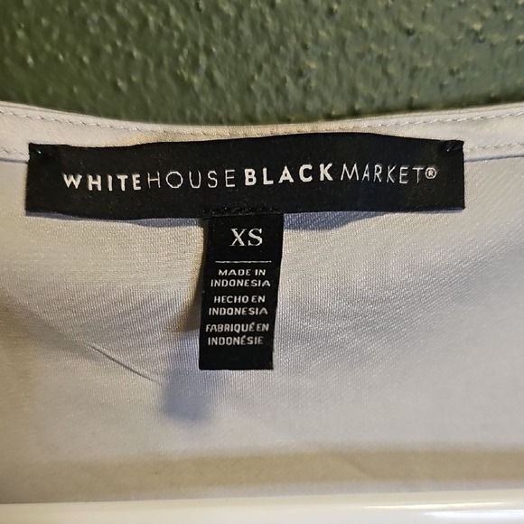 White House Black Market Cowl Neck Satin Tank Top Pale Lavender XS Sleeveless - Picture 3 of 5